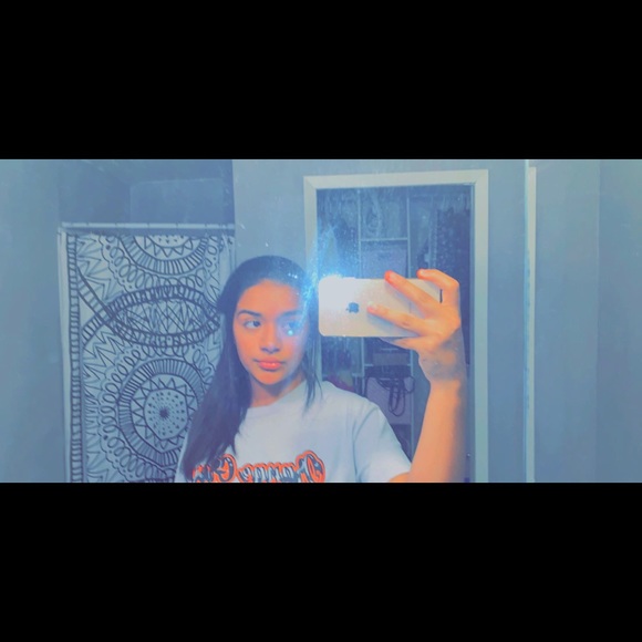 Meet your Posher, Roxanne - Picture 1 of 1